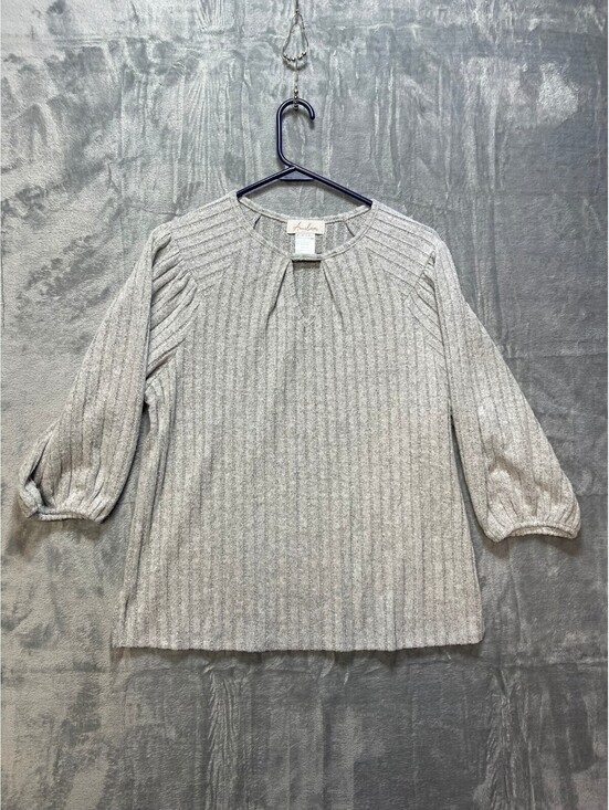 Tops - Anneliese Gray Ribbed Knit Pullover Sweater with Keyhole Neck Size Medium